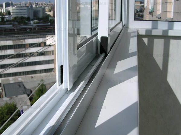 Холодное остекление балкона алюминиевым профилем. Обзор, рекомендации, выбор